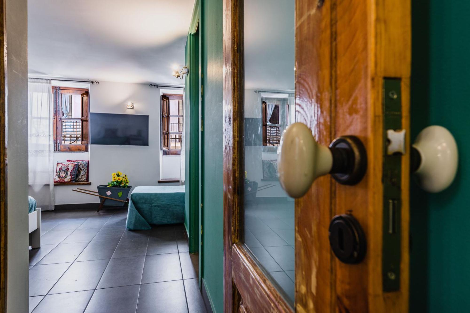 Sicilian Mood - Ursino Apartment Catania Ngoại thất bức ảnh